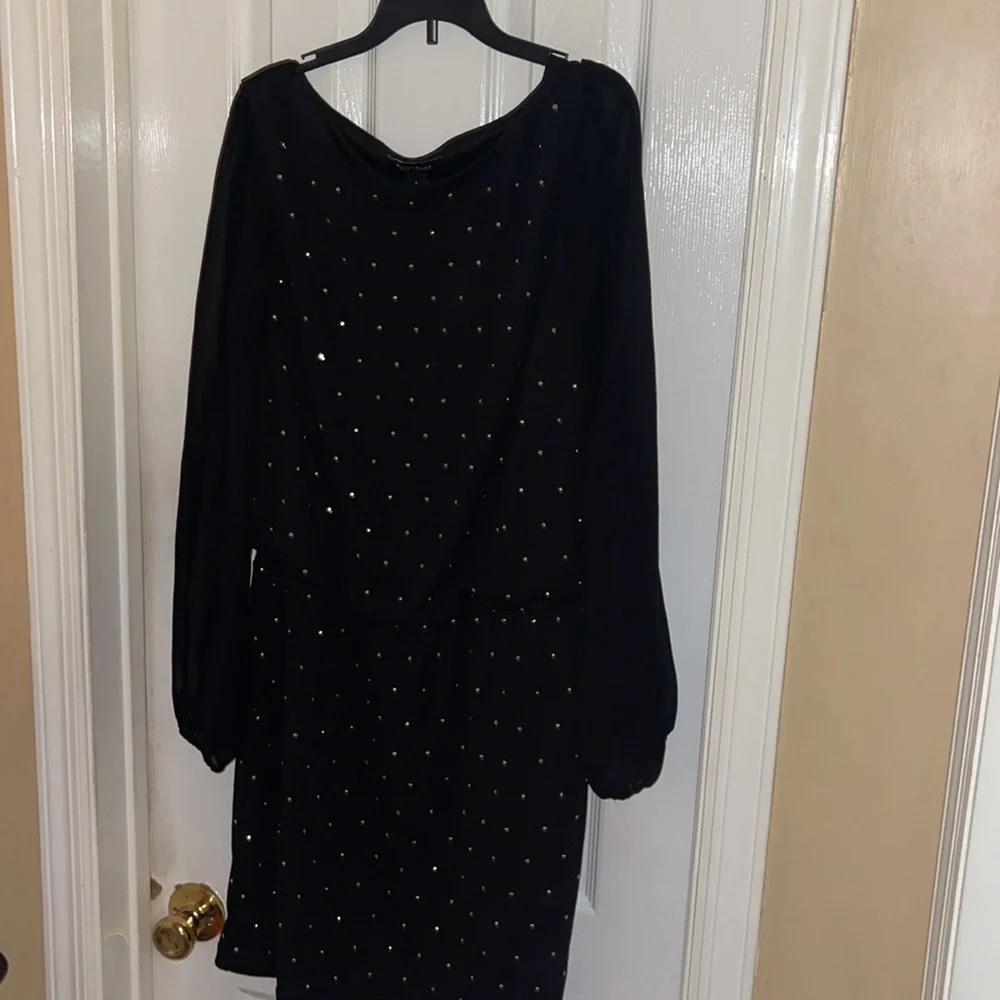 WHBM Dress🖤 - Picture 3 of 7